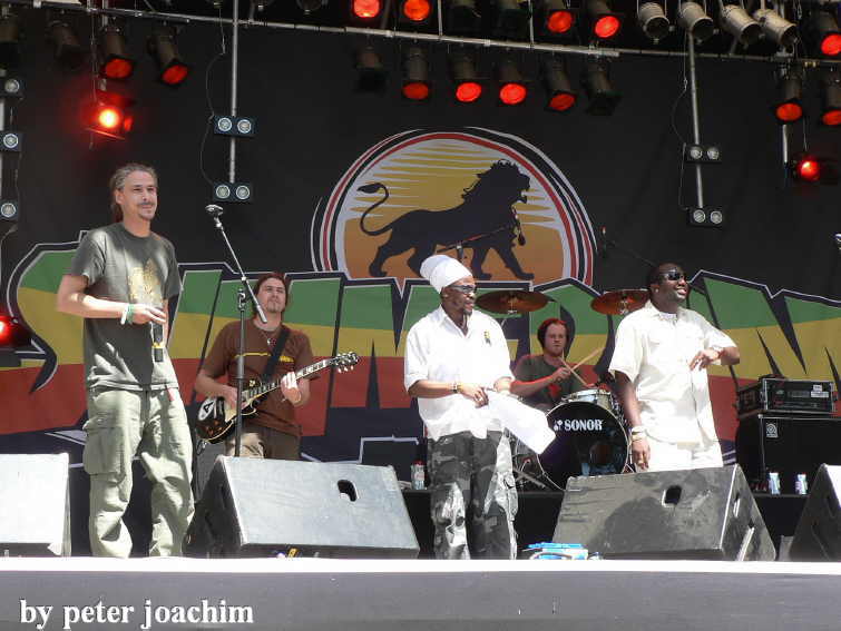 Ganjaman & House of Riddim