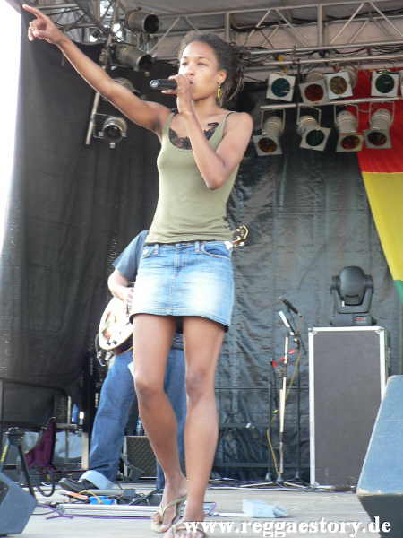 Lilian Gold