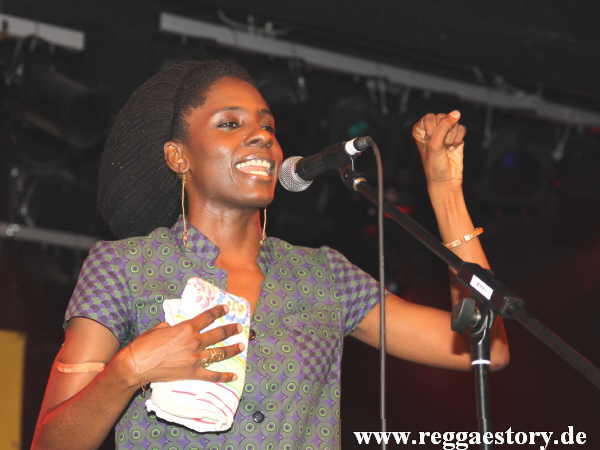 Jah9