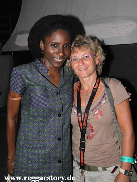 Jah 9