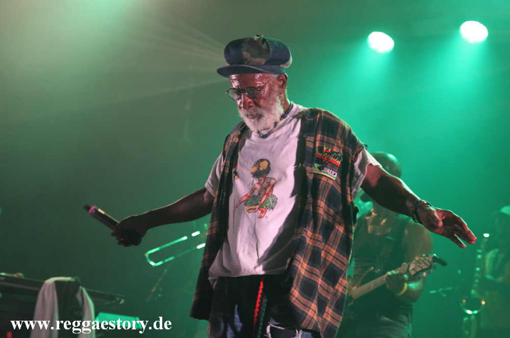 Burning Spear - Astra Berlin