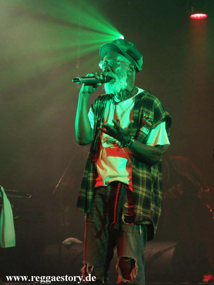 Burning Spear - Astra Berlin
