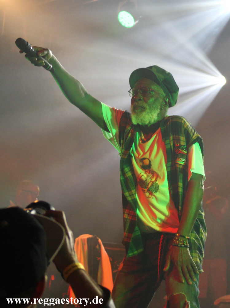 Burning Spear - Astra Berlin