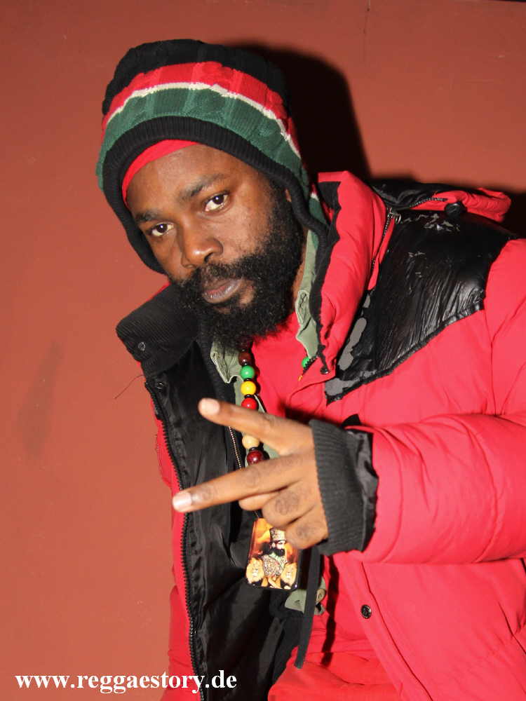 Jah Thunder