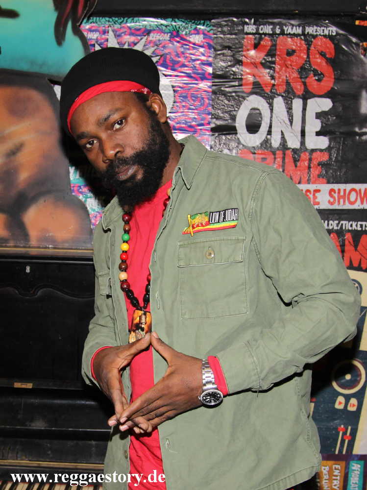 Jah Thunder