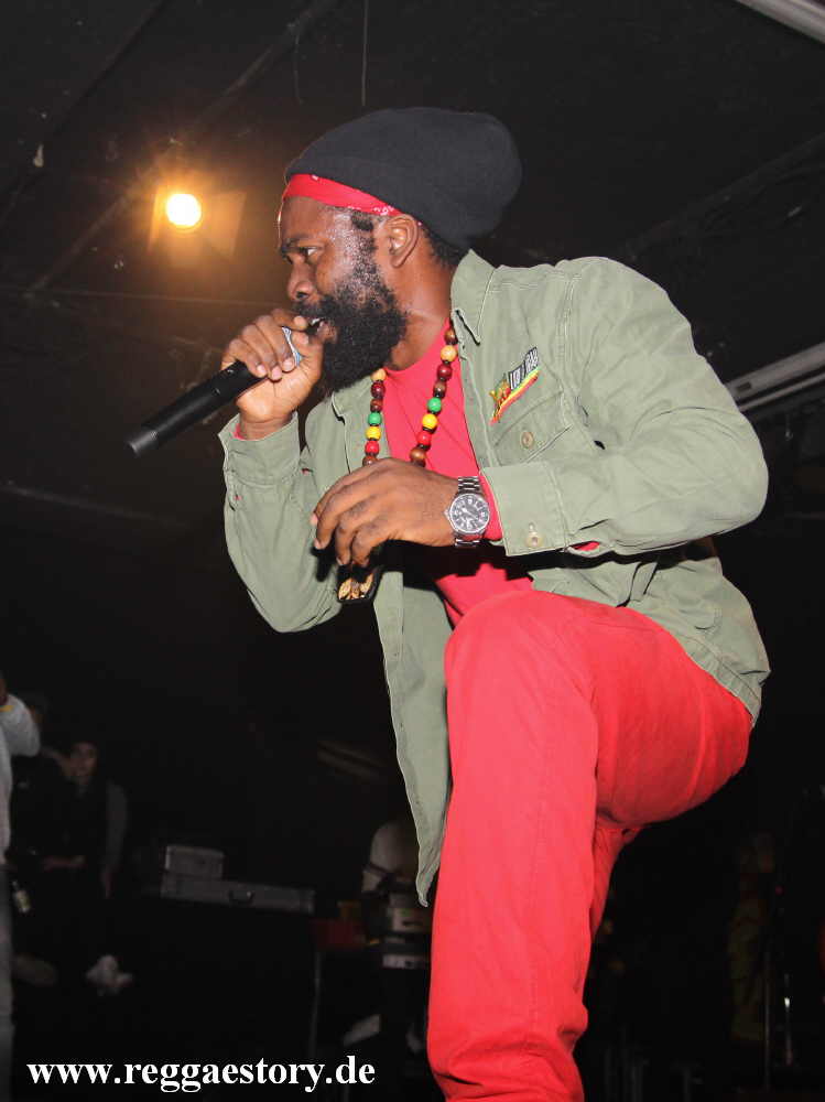 Jah Thunder