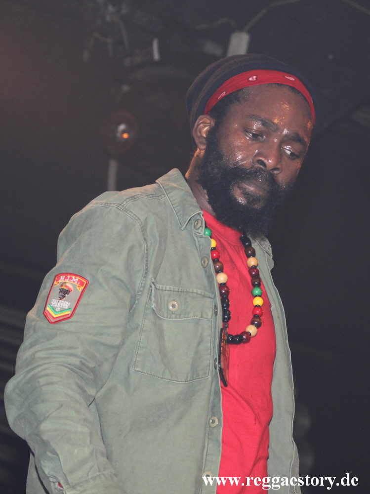 Jah Thunder