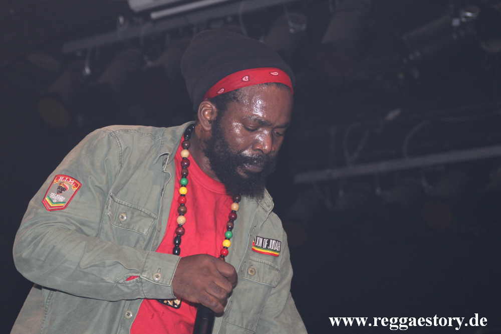 Jah Thunder