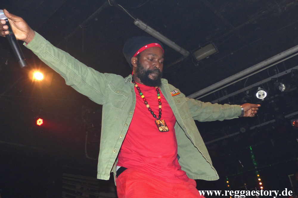 Jah Thunder