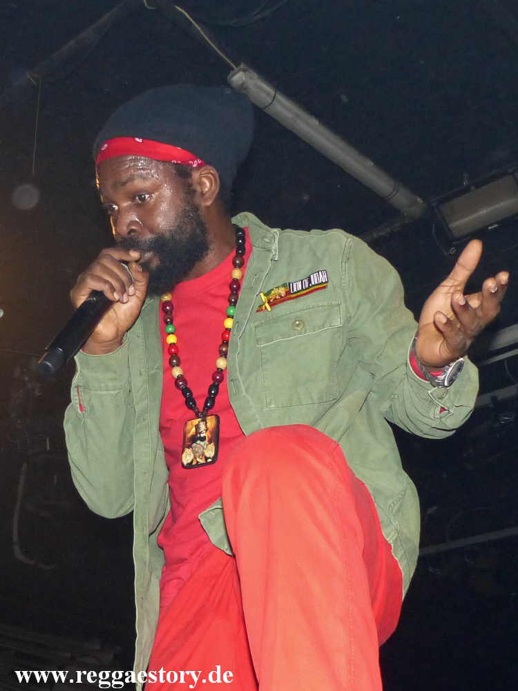 Jah Thunder