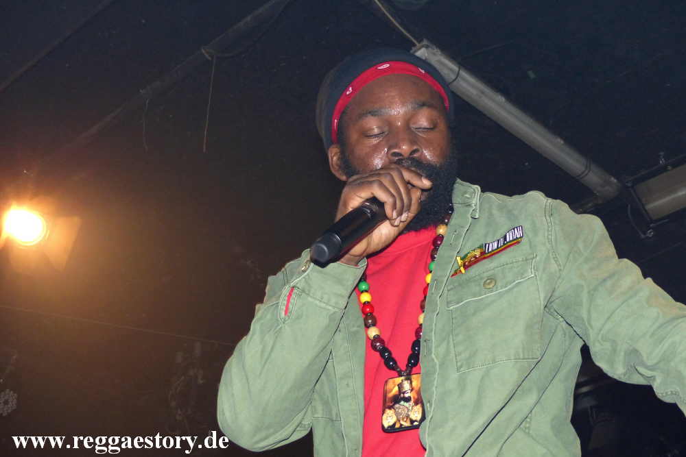 Jah Thunder