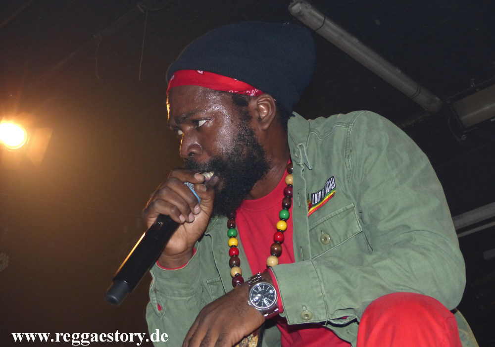 Jah Thunder