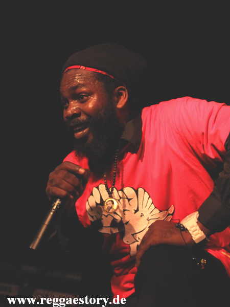Jah Thunder