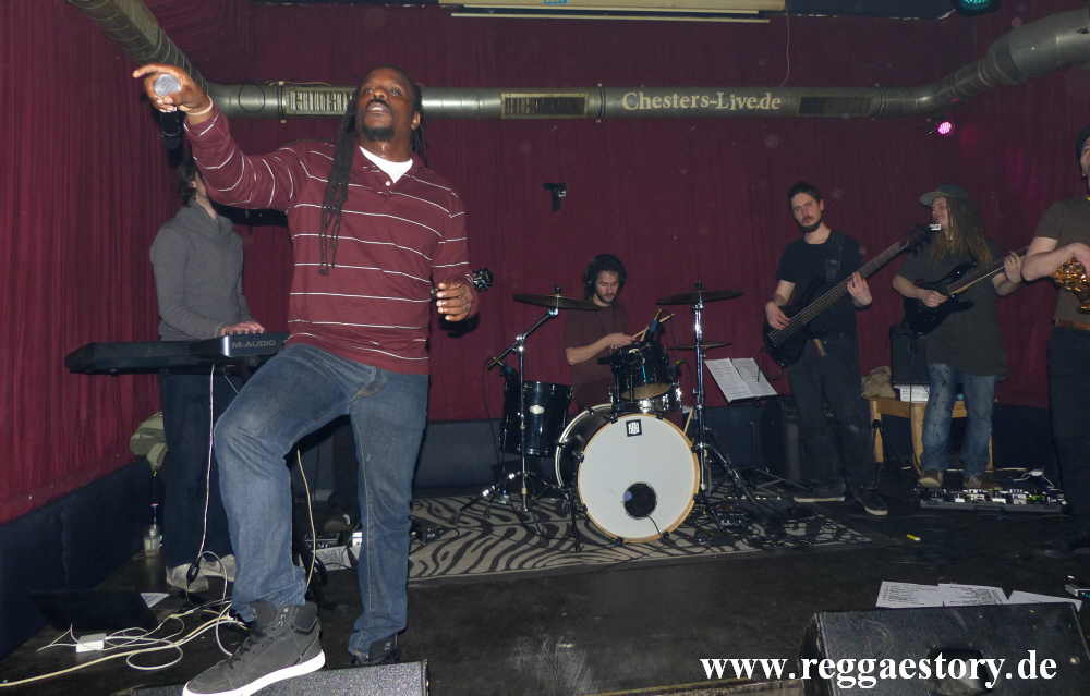 Chuck Fenda & Solid Vibrations