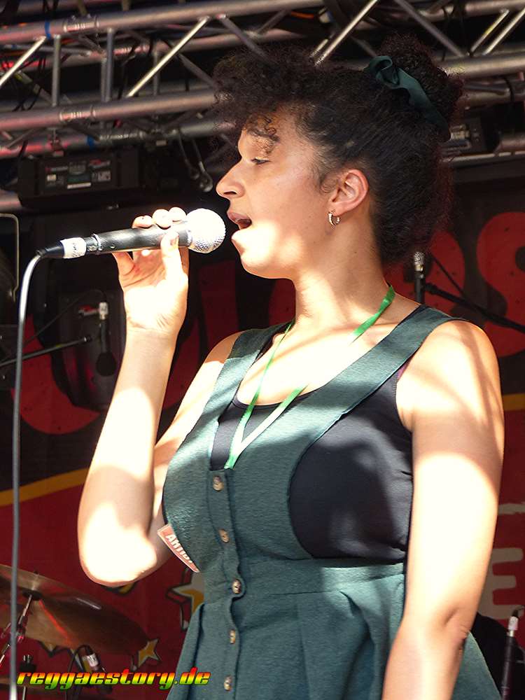 Tighten Up - COB 2024