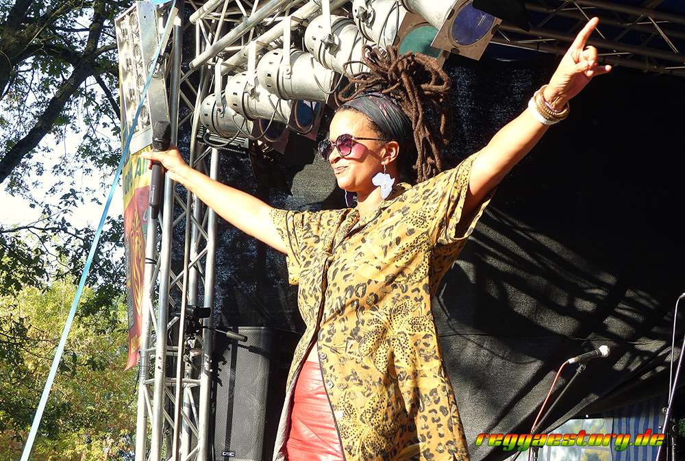 Zoe Mazah - COB Festival 2024