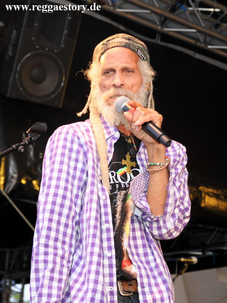Cedric Myton