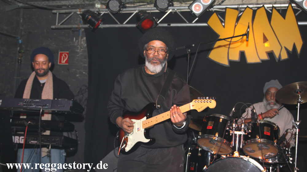 Peanut, Martin & RimBim