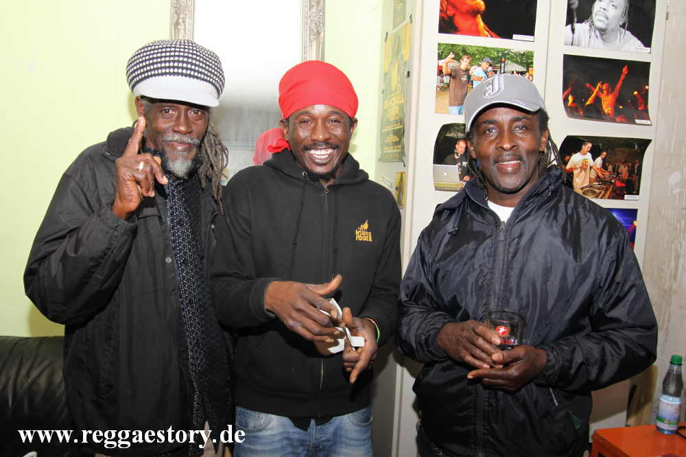Telford Nelson, Kashela Kashela und Albert Walker
