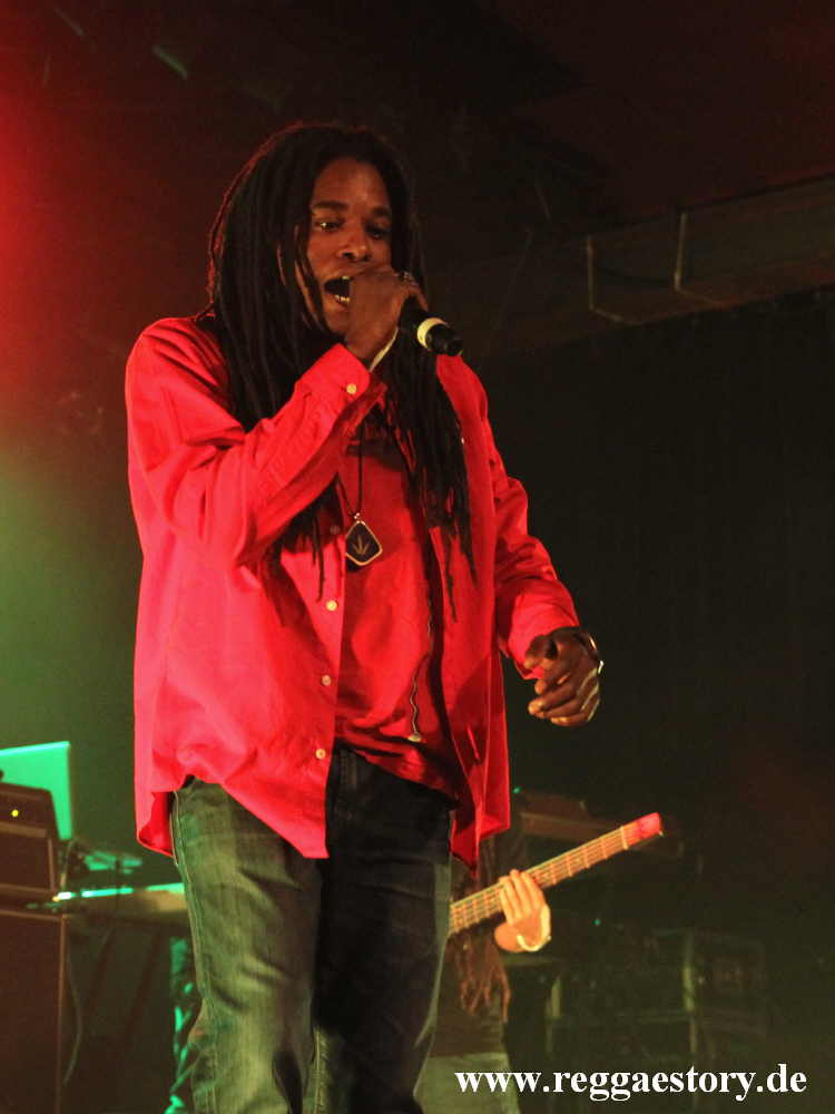 Black-Am-I