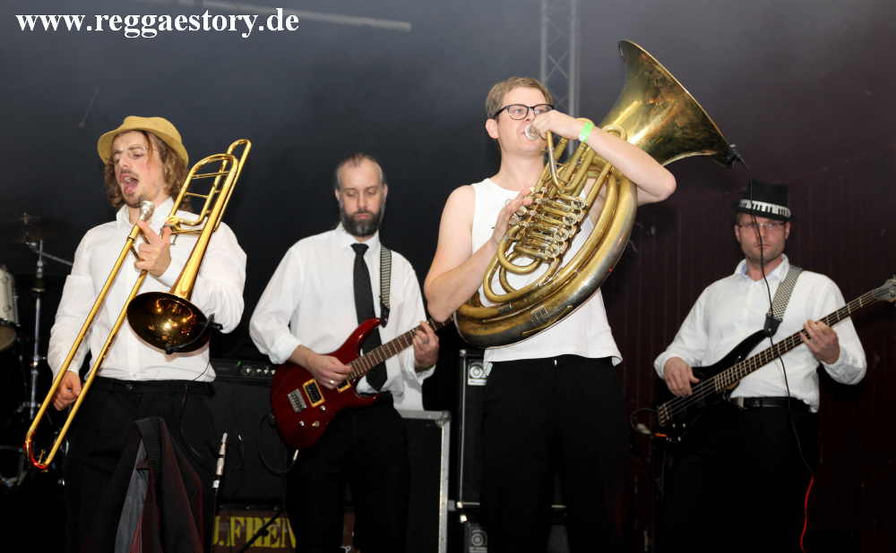 Tetr&eacute;te - Daynamite Ska 2017