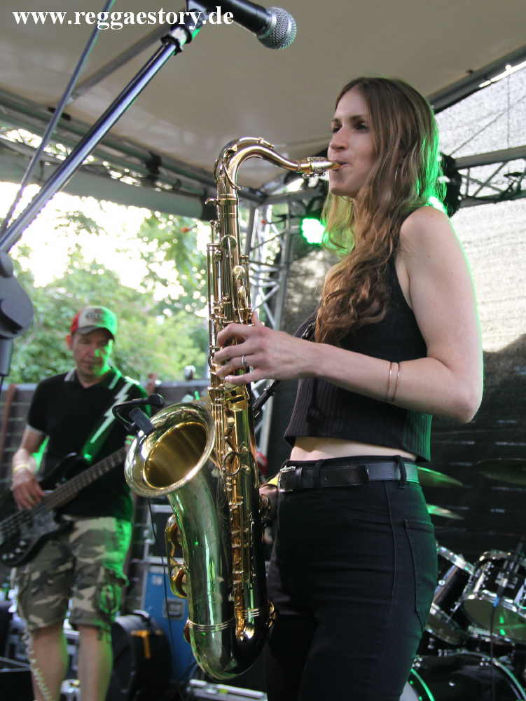 Annika Ernst @ Dr. Ring Ding - Dynamite Skafestival 2021