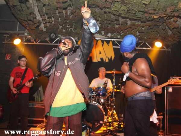 I-Wayne & Fantan Mojah
