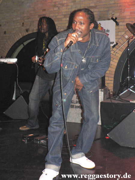 Singing Sweet