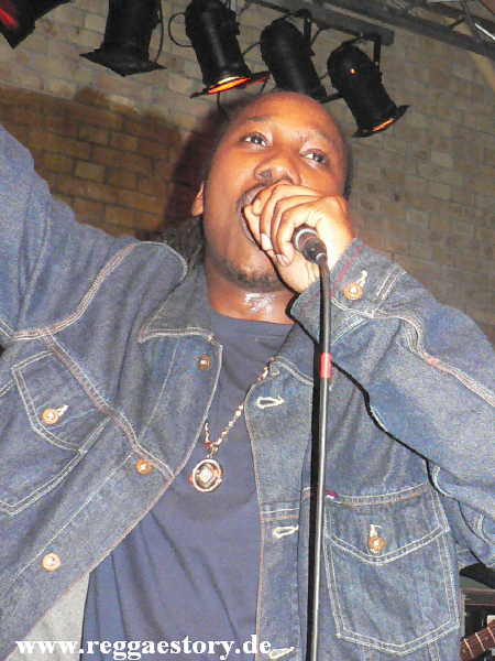 Singing Sweet