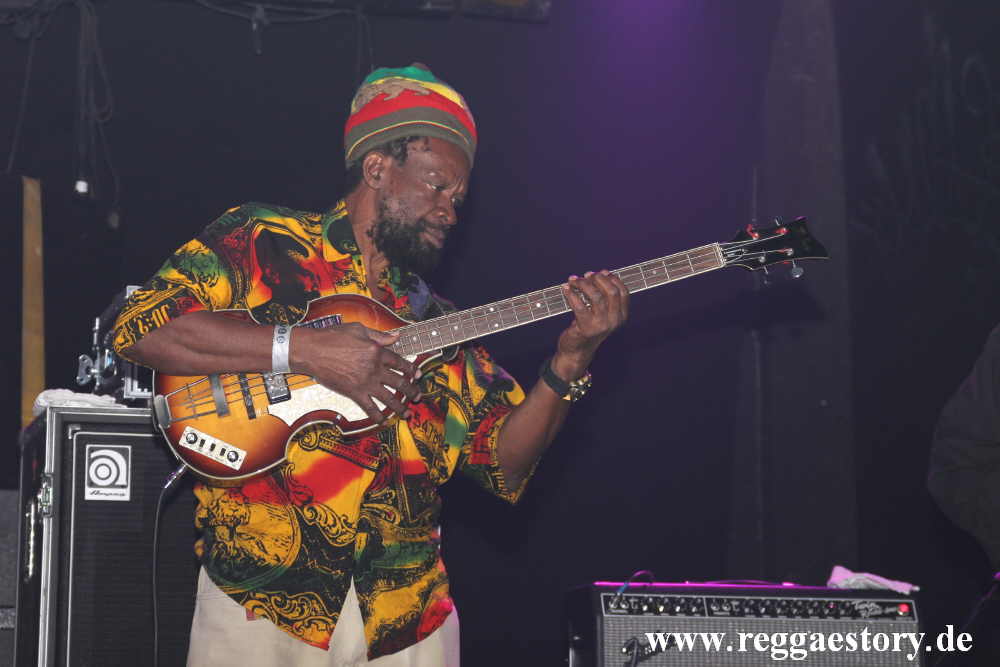 Roots Radics - Flabba