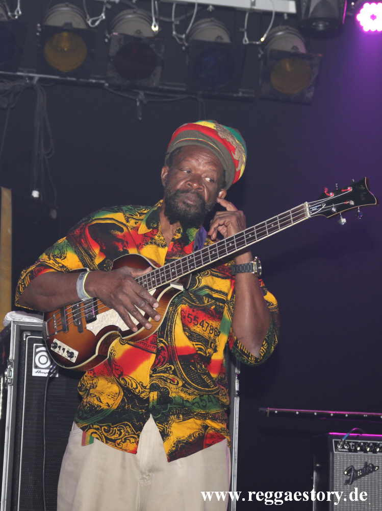 Roots Radics - Flabba