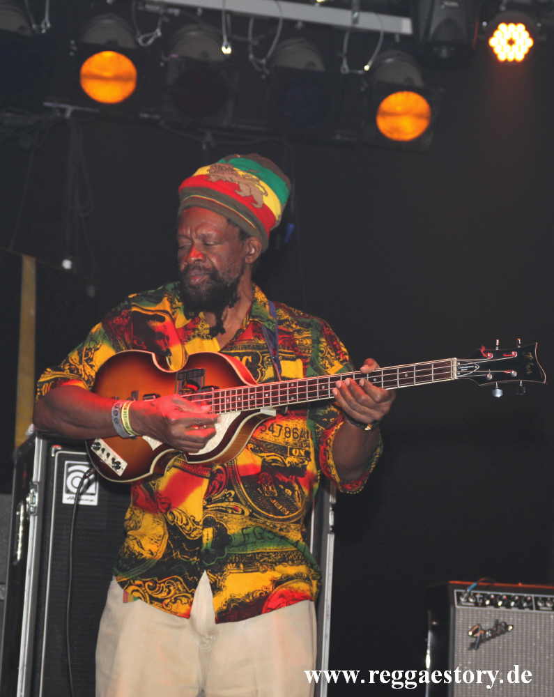 Roots Radics - Flabba