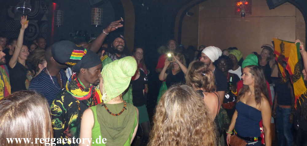 Junior Kelly im BiNuu