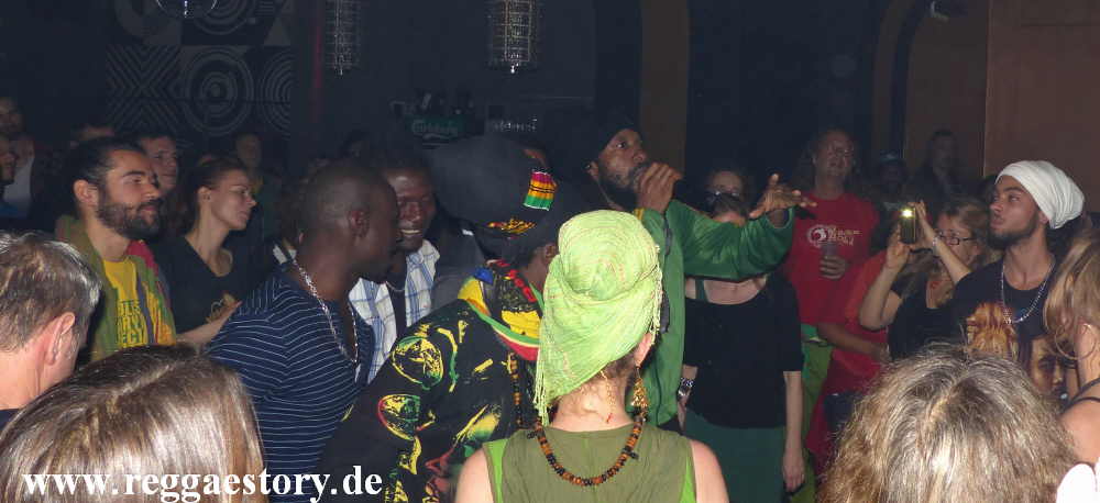 Junior Kelly im BiNuu