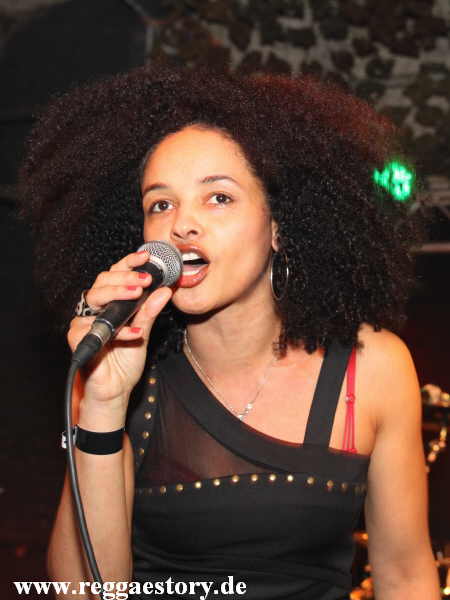 Mayemb&eacute; Malayika