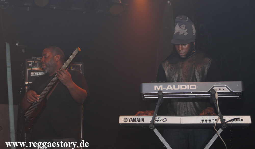 Roots Ragga Band