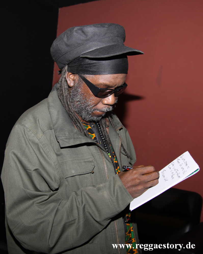 Macka B
