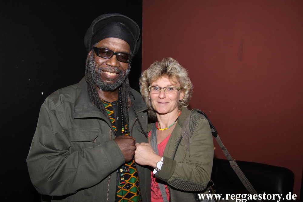 Macka B