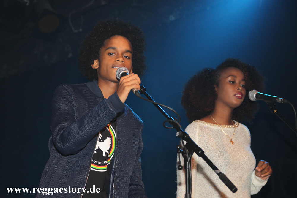 Azizzi + Azanette