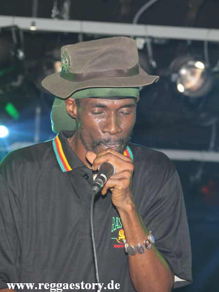 Midnite - Vaughn Benjamin