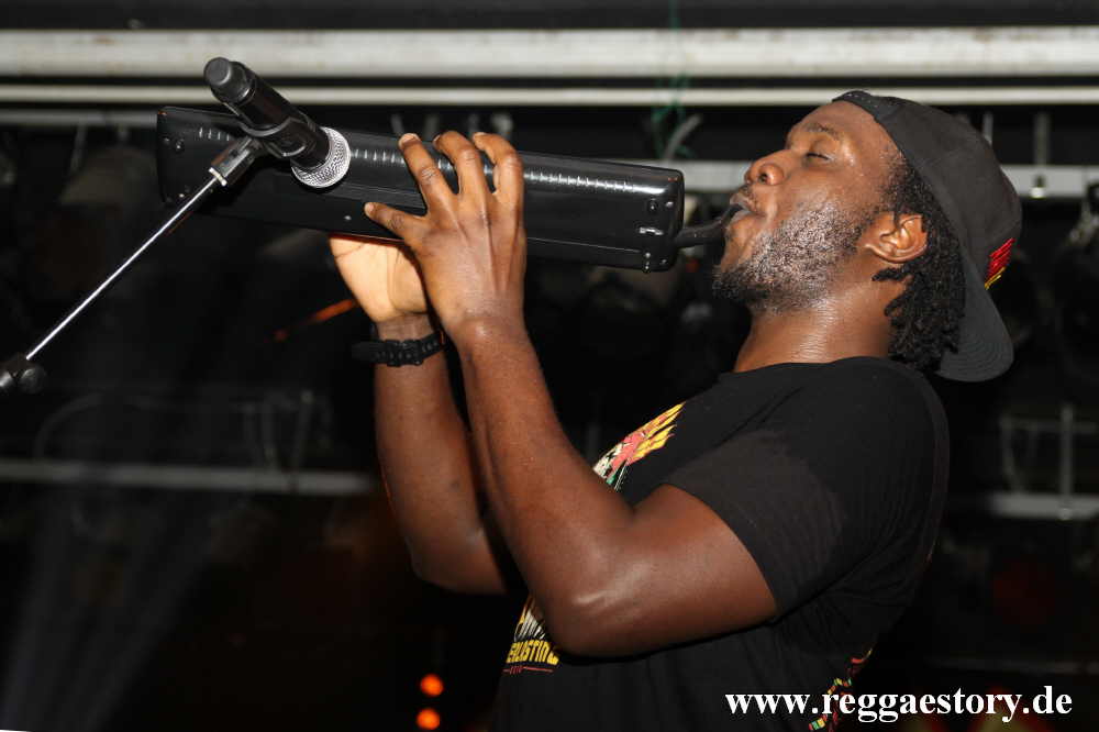 Raging Fyah