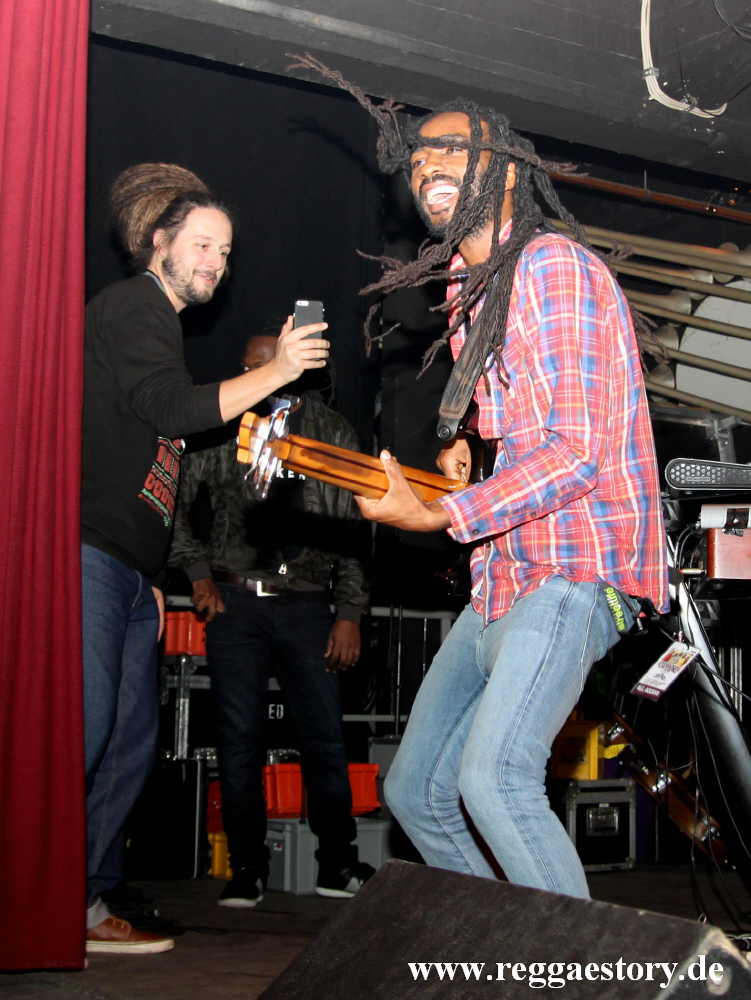 Raging Fyah
