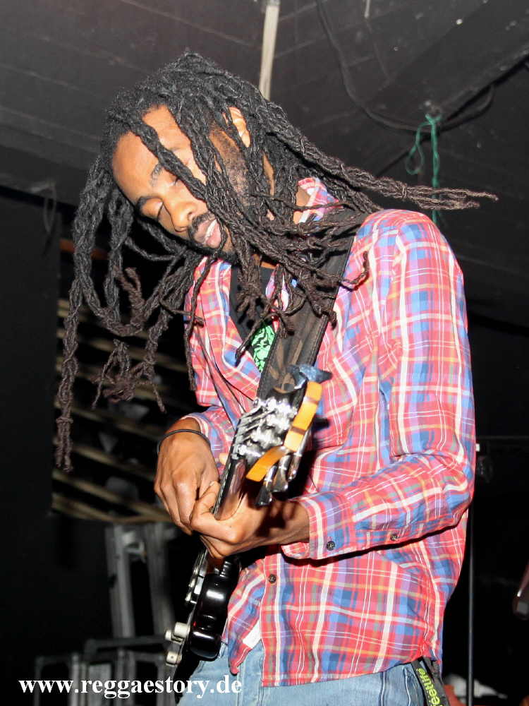 Raging Fyah