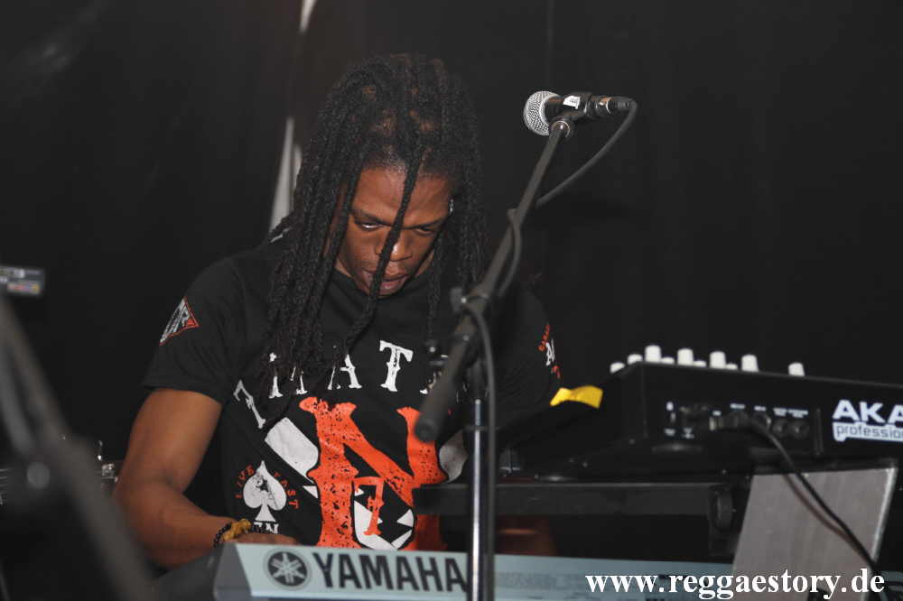 Raging Fyah