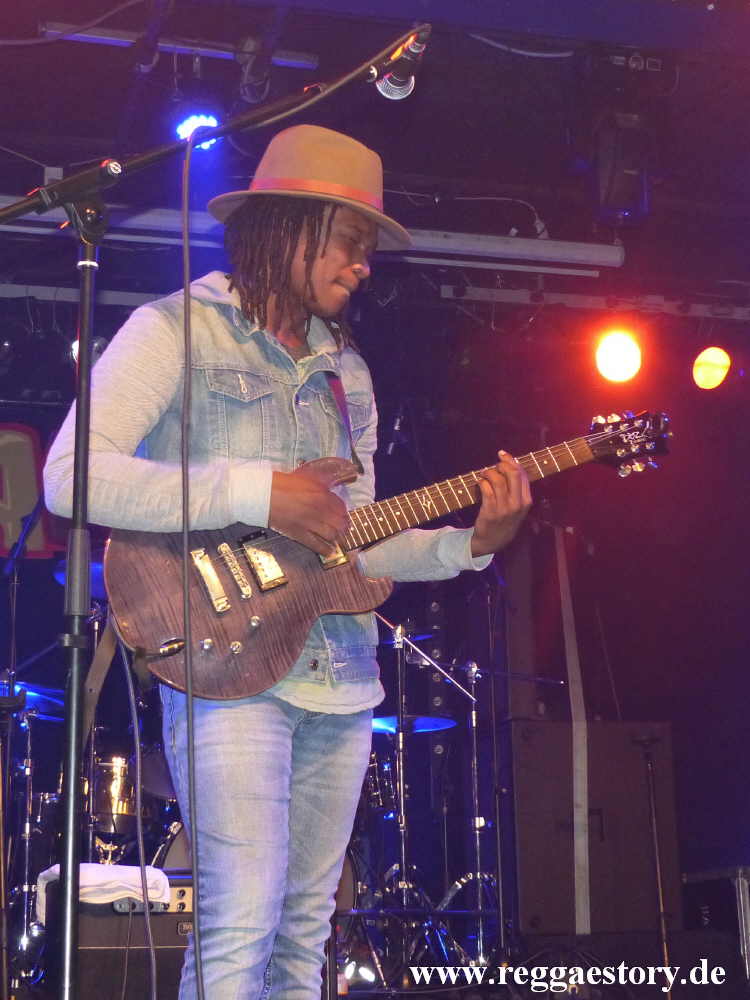 Kumar Bent - Raging Fyah