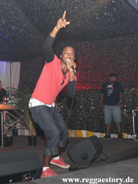 Ky-Enie - Reggae Jam 2012