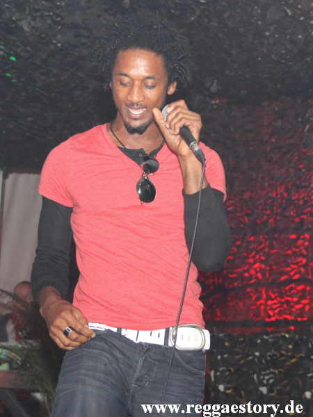 Ky-Enie - Reggae Jam 2012