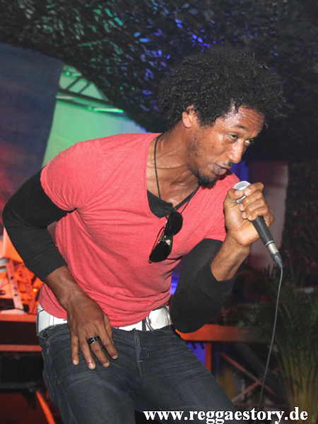Ky-Enie - Reggae Jam 2012