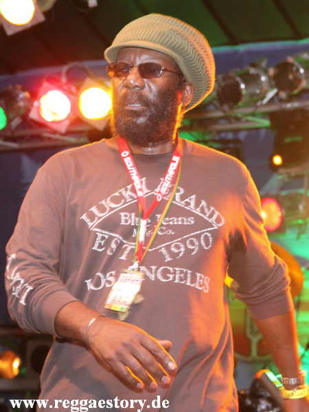 Tosh Meets Marley - Jawge Hughes - Reggae Jam 2012