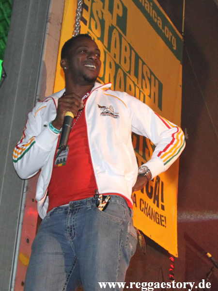 Mega Banton - Reggae Jam 2012